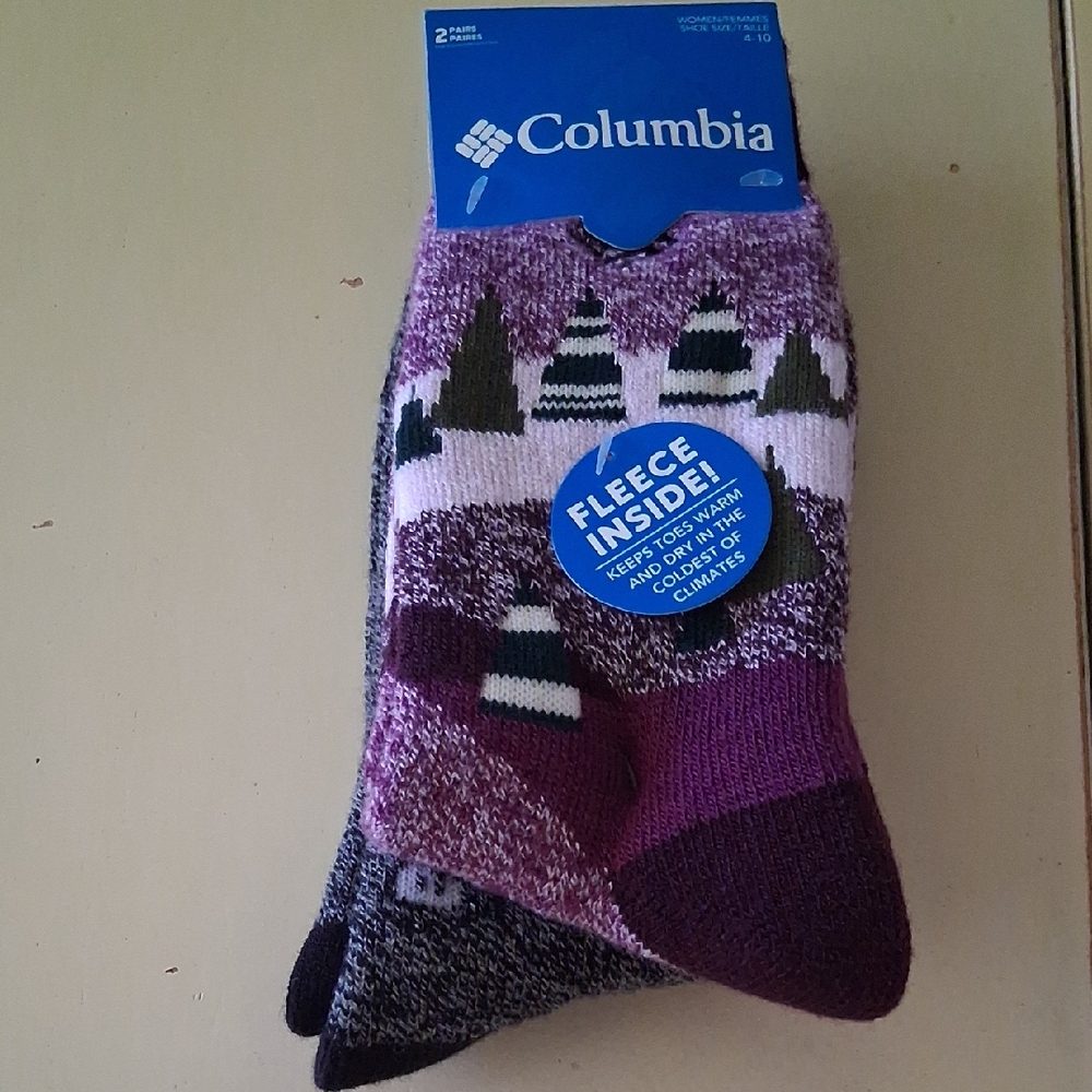 2 Pack Columbia Women's Purple and Gray Patterned Fleece Socks
